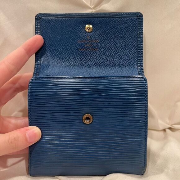 Vintage Louis Vuitton Elise Epi Trifold Wallet Blue Leather LV Paris Made France - Picture 7 of 14